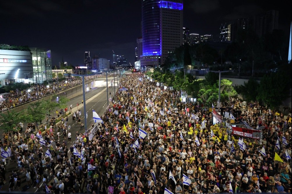 Hundreds of thousands march across Israel to demand return of hostages